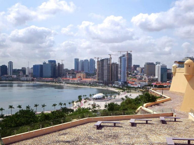 Explorando as Principais Cidades Angolanas: Uma Jornada pela Diversidade e Vibrante Cultura Urbana