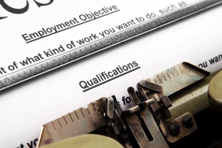 Crafting an Outstanding Resume: Your Gateway to Job Search Success
